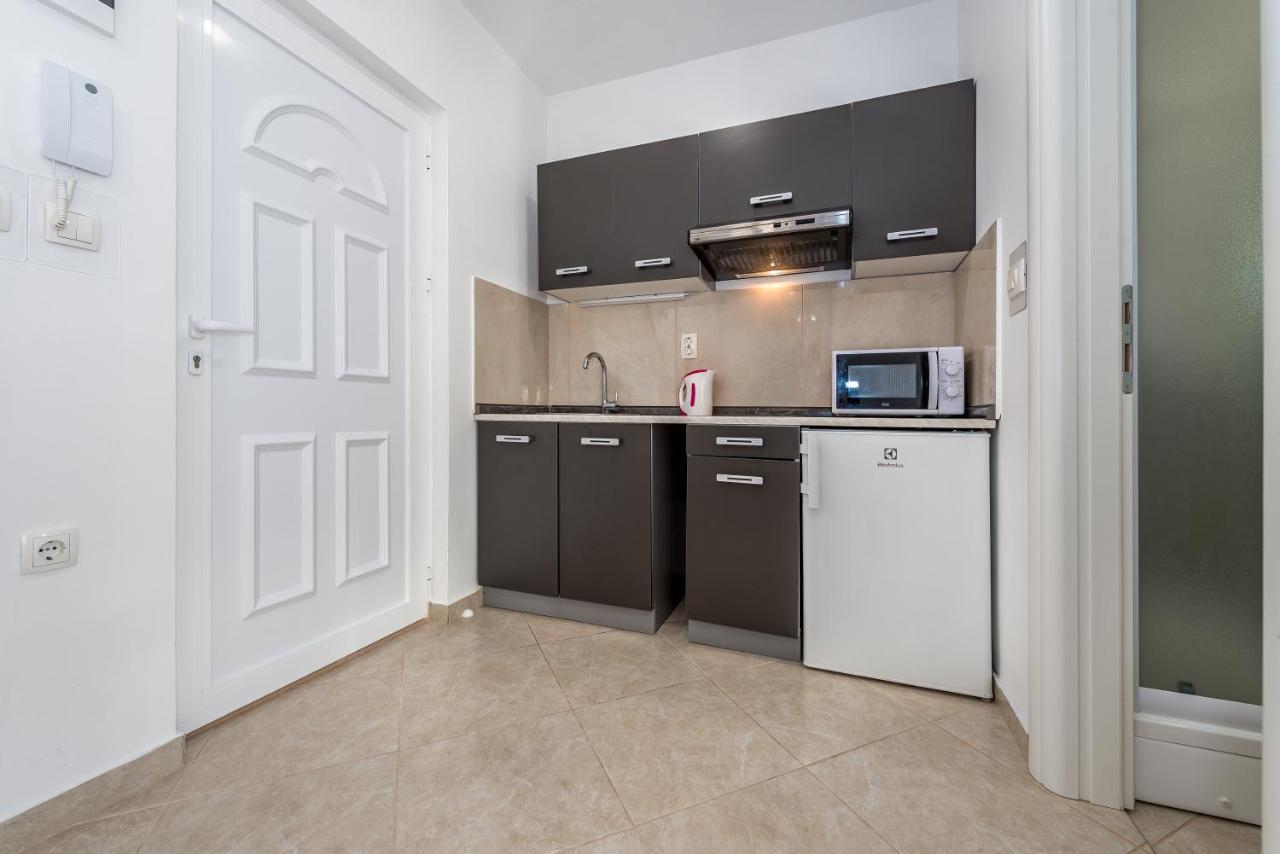 Villa Mirta Tisno Ngoại thất bức ảnh