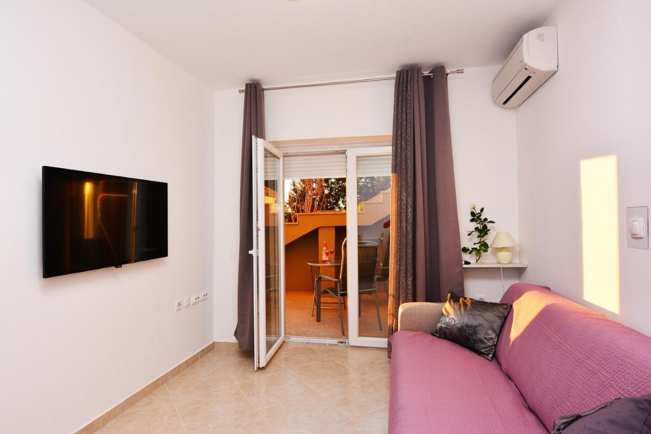 Villa Mirta Tisno Ngoại thất bức ảnh