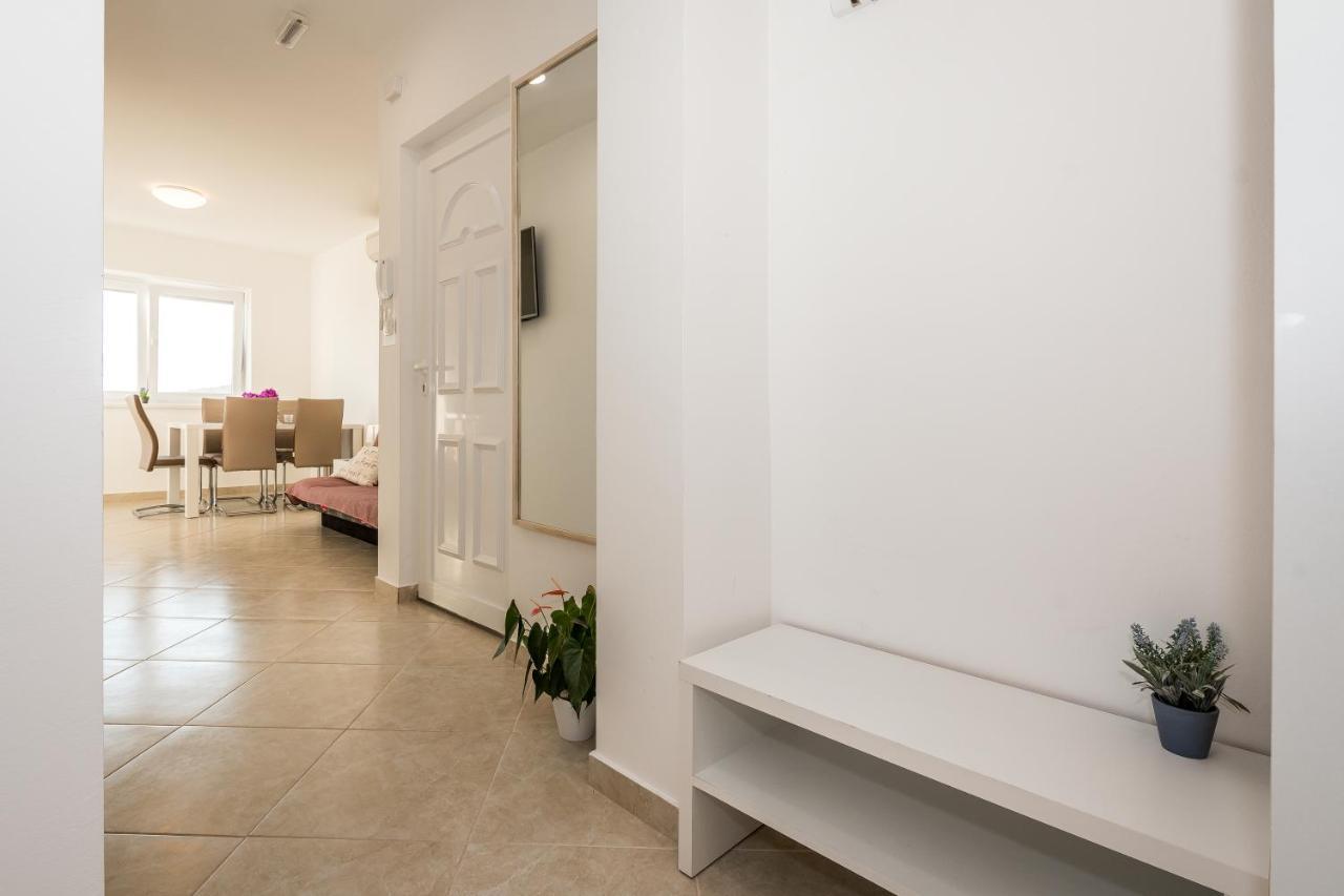Villa Mirta Tisno Ngoại thất bức ảnh