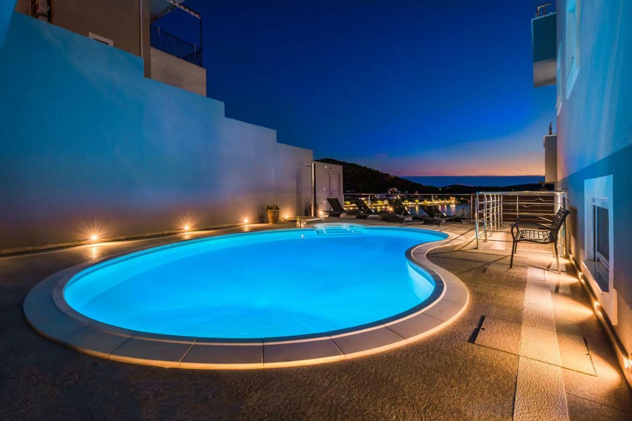 Villa Mirta Tisno Ngoại thất bức ảnh